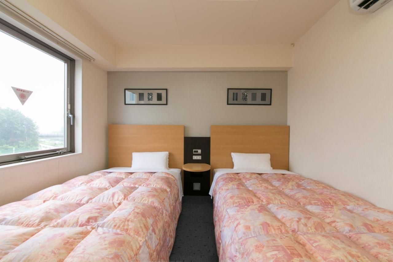 Hotel Econo Taki Экстерьер фото